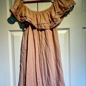 Wilfred off shoulder dress